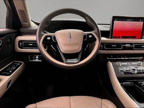Used 2021 Lincoln Aviator Reserve w/ Equipment Group 201A AWD/4WD image 8