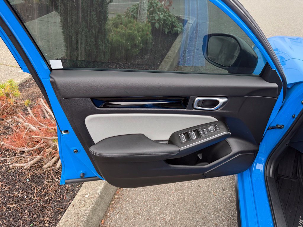 Used 2026 Honda Civic Sport Touring image 11