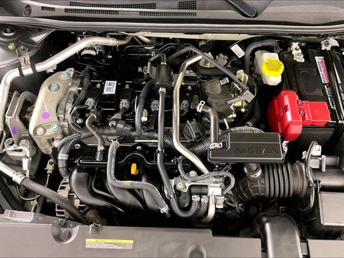 Used 2025 Nissan Sentra SV FWD image 12