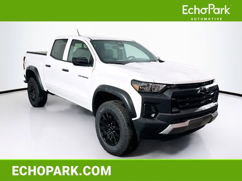 Used 2024 Chevrolet Colorado Trail Boss w/ Advanced Trailering Package image 1