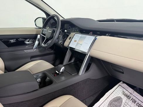 Certified 2025 Land Rover Discovery Sport S image 27