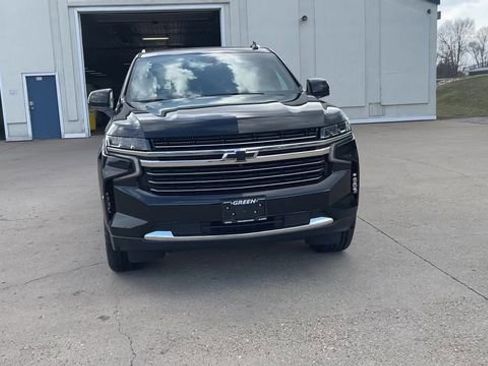 Used 2023 Chevrolet Tahoe LT w/ Luxury Package image 3