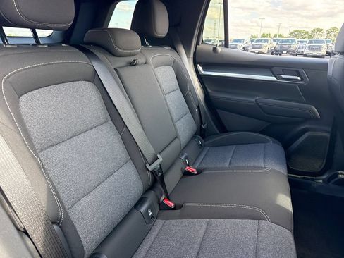 New 2027 GMC Terrain Elevation w/ Technology Package II AWD/4WD image 34