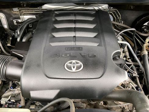 Used 2016 Toyota Tundra SR5 RWD image 32