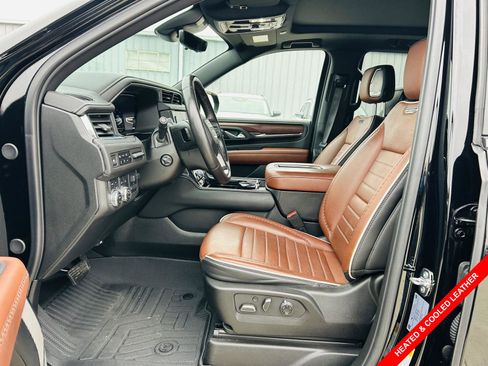 Used 2024 GMC Yukon Denali Ultimate image 3