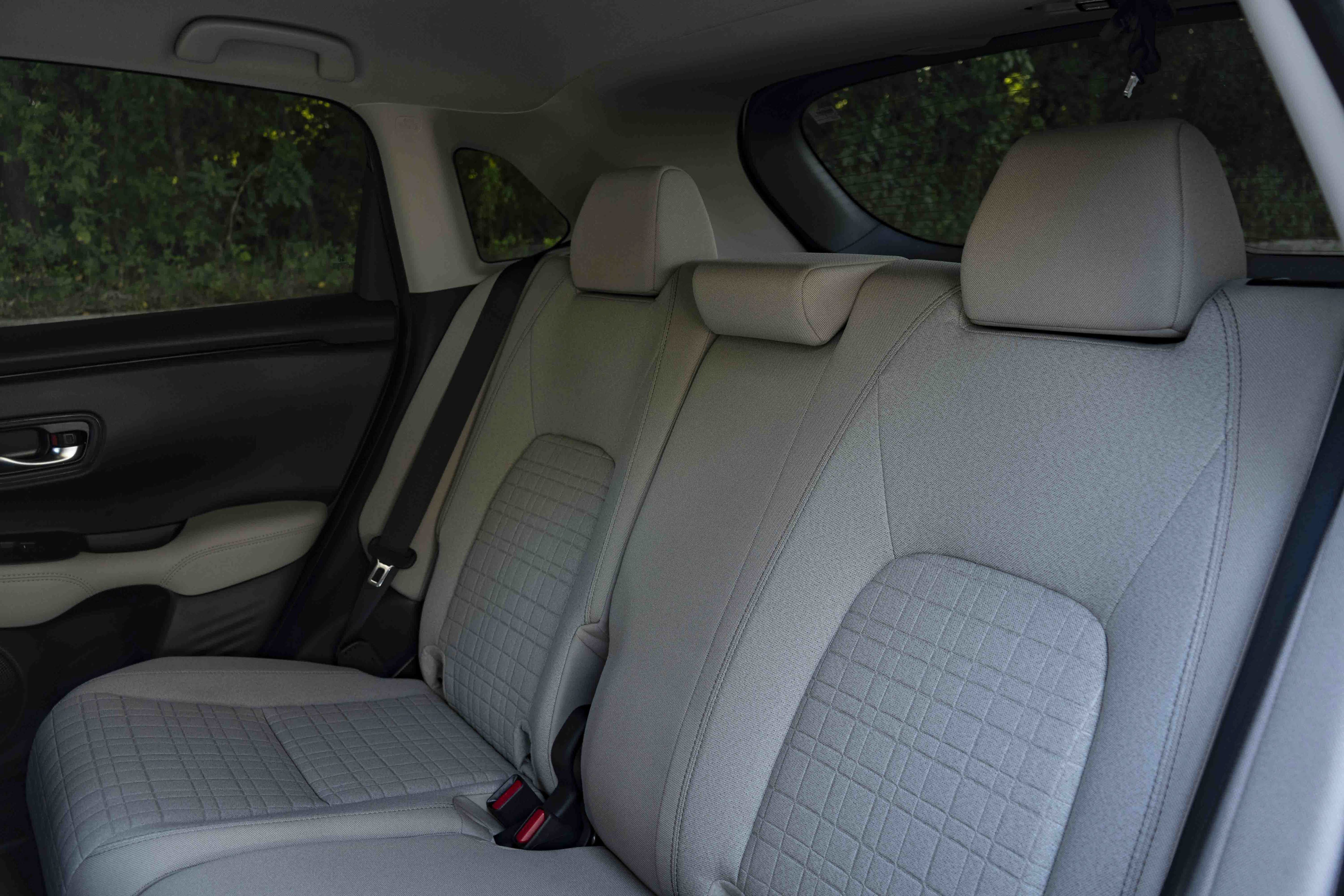 Used 2027 Honda HR-V LX image 18
