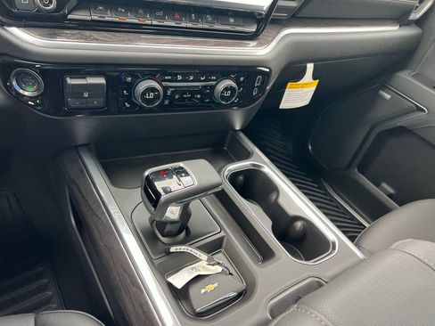 New 2026 Chevrolet Silverado 1500 LTZ w/ Z71 Off-Road Package image 35