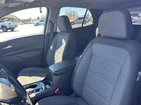 Used 2024 Chevrolet Equinox LT AWD/4WD image 12