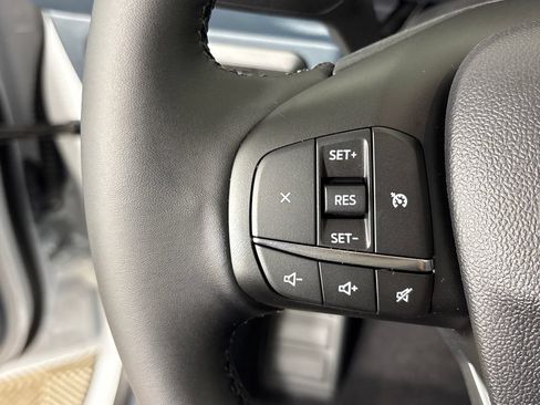 New 2026 Ford Maverick XLT w/ XLT Luxury Package FWD image 18
