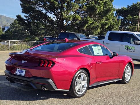 New 2026 Ford Mustang image 4