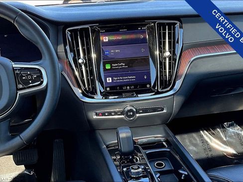 Certified 2024 Volvo S60 B5 Ultimate image 8