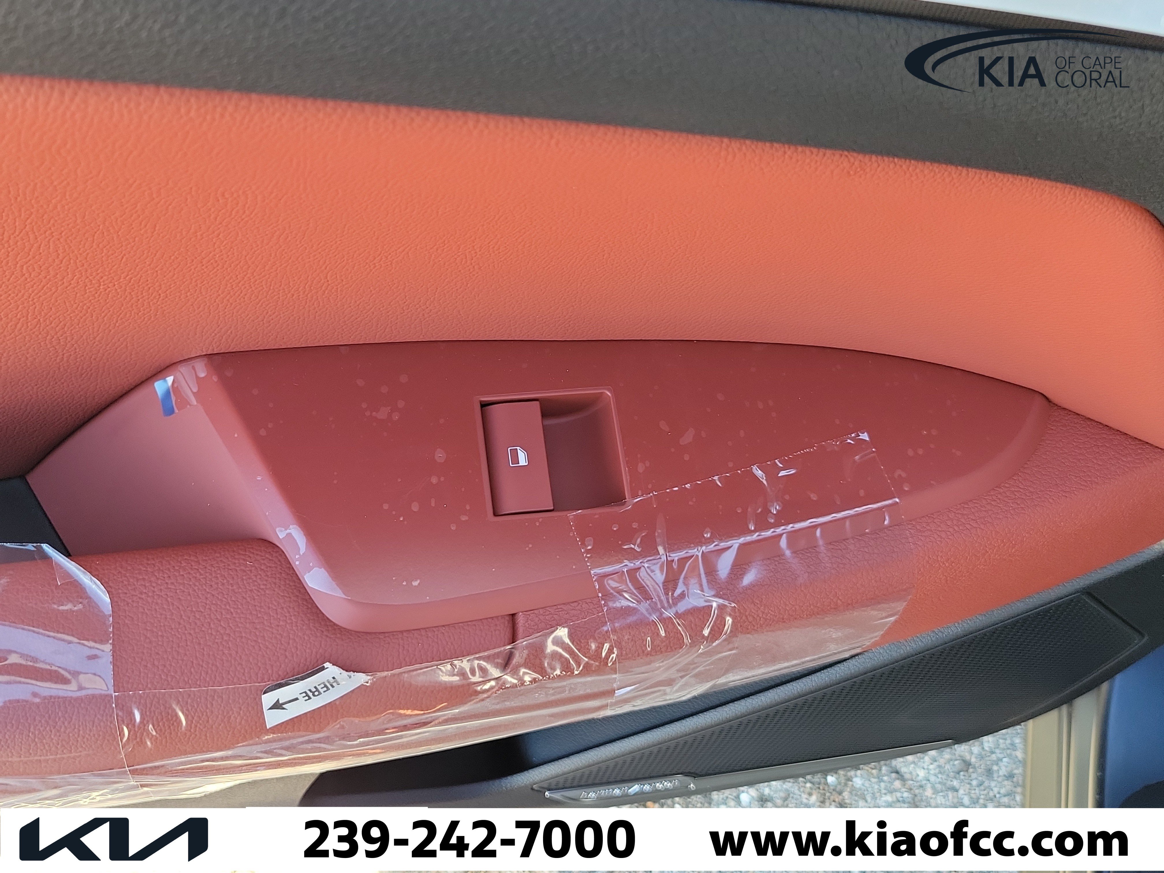 New 2026 Kia Sportage SX FWD image 16