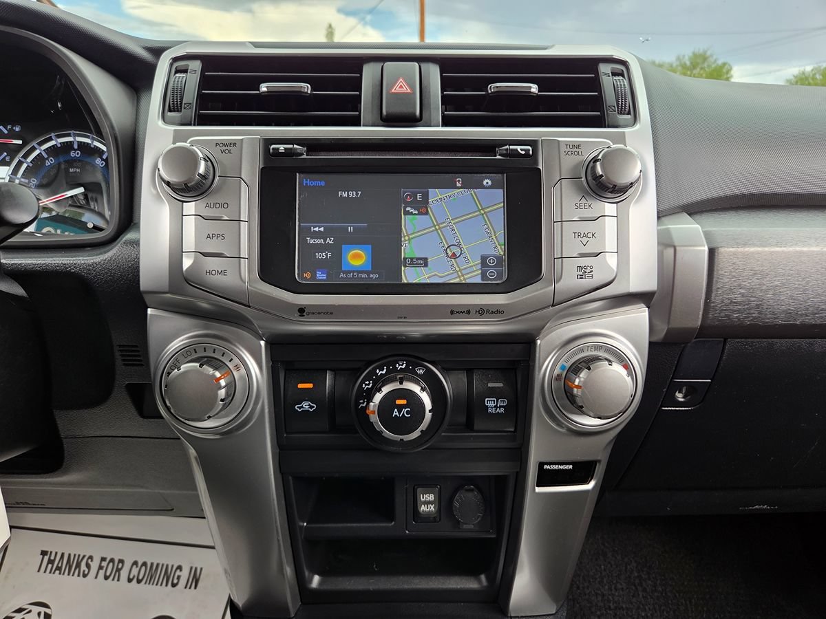 Used 2018 Toyota 4Runner SR5 AWD/4WD image 31