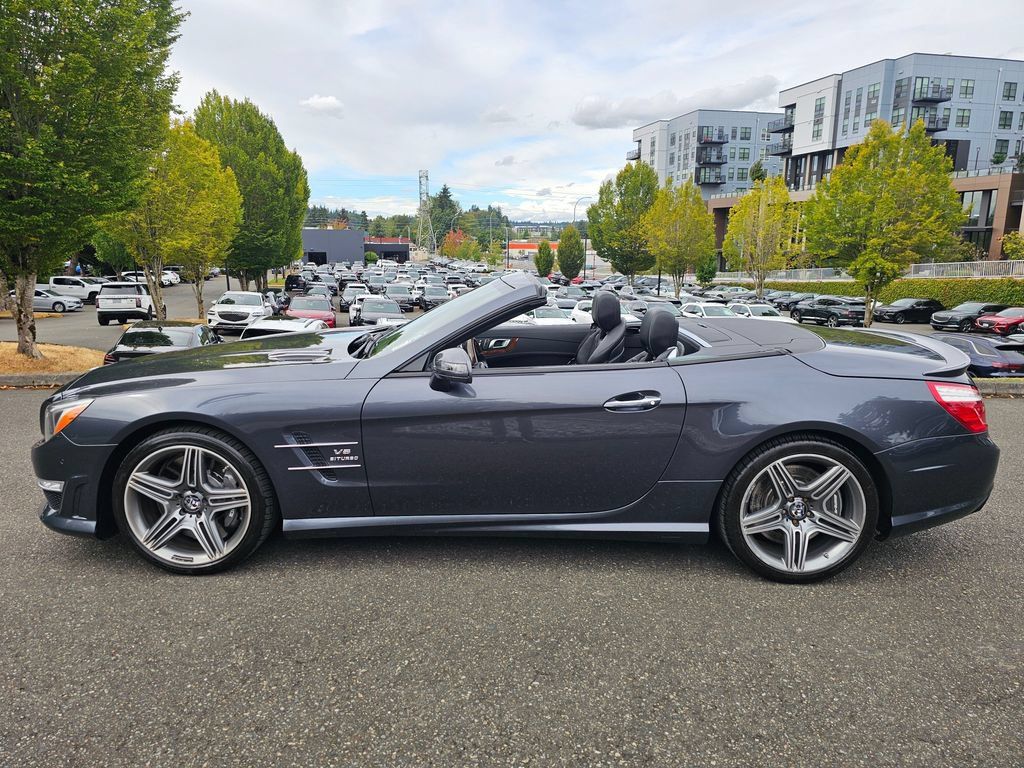 Used 2015 Mercedes-Benz SL 63 AMG image 32