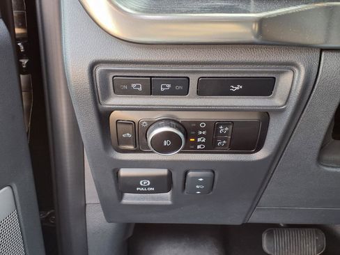 Used 2023 Ford F150 Lariat image 21