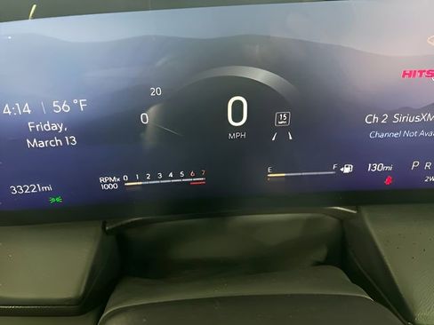 Used 2025 Buick Enclave Avenir AWD/4WD image 11