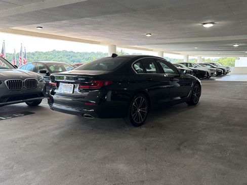 Used 2023 BMW 530i w/ Executive Package RWD image 6