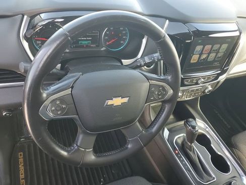 Used 2018 Chevrolet Traverse LT image 13