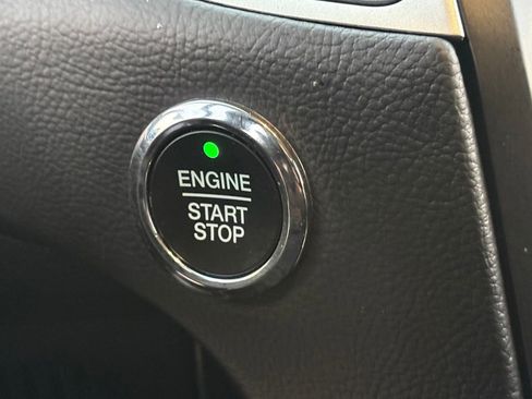 Used 2024 Ford Edge SEL image 29