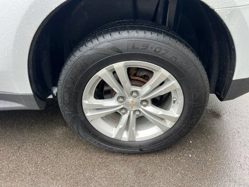 Used 2015 Chevrolet Equinox LT AWD/4WD image 9