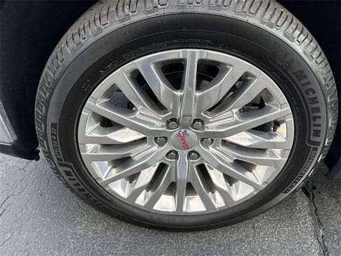 Used 2023 GMC Sierra 1500 SLT w/ SLT Premium Package image 33