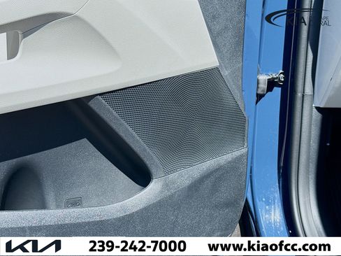 New 2026 Kia Sorento S image 24