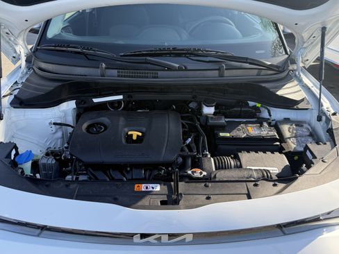 Certified 2025 Kia Soul LX image 26