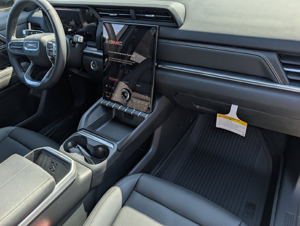New 2027 GMC Terrain Elevation w/ Elevation Premium Package FWD image 31