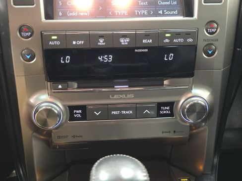 Used 2018 Lexus GX 460 Premium w/ Premium Package AWD/4WD image 27