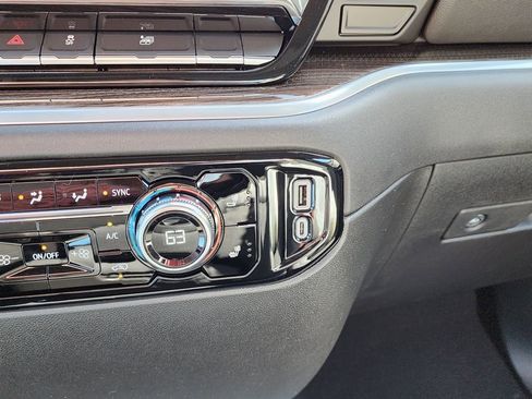New 2026 GMC Sierra 1500 Elevation AWD/4WD image 30