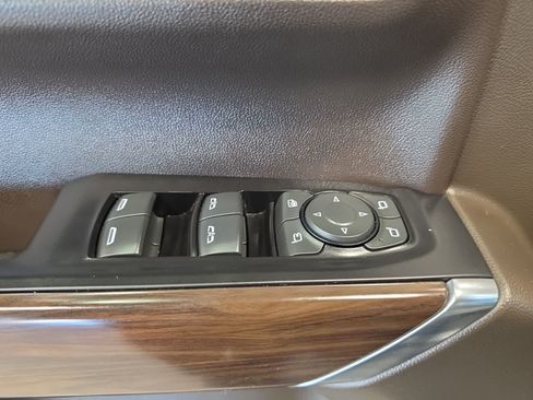 Used 2019 GMC Sierra 1500 SLT w/ SLT Convenience Package AWD/4WD image 20