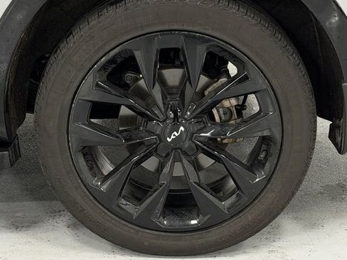 Used 2023 Kia Sorento SX image 8