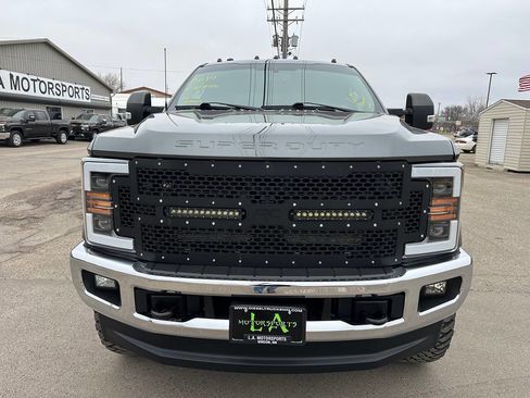 Used 2017 Ford F250 Lariat w/ FX4 Off-Road Package AWD/4WD image 8