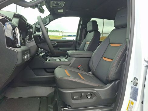 New 2026 GMC Sierra 2500 AT4 w/ Technology Package AWD/4WD image 6