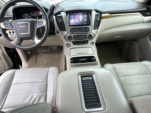 Used 2017 GMC Yukon Denali image 26