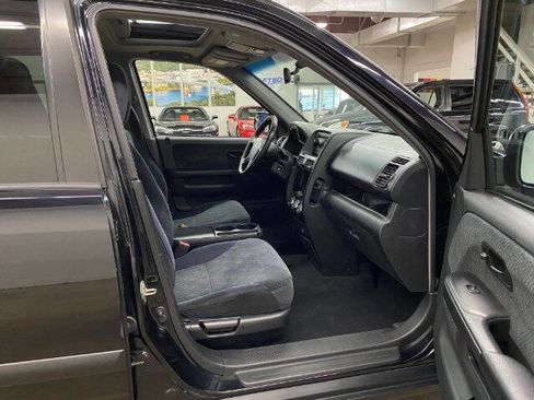 Used 2005 Honda CR-V EX image 18
