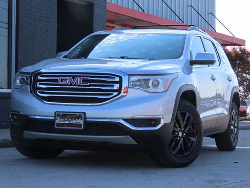 Used 2019 GMC Acadia SLT AWD/4WD image 8