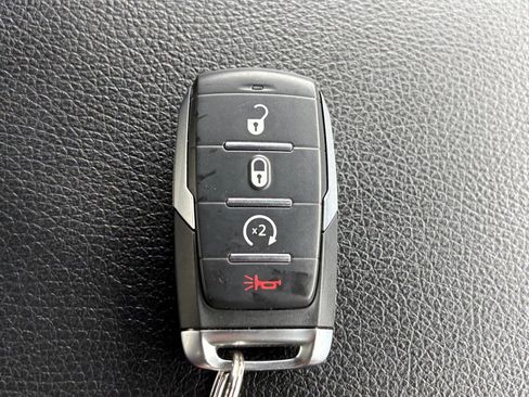 Used 2022 RAM 1500 Big Horn AWD/4WD image 26