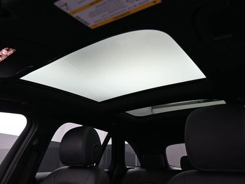 Used 2022 Mercedes-Benz GLC 300 image 29