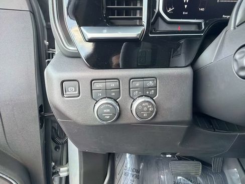New 2026 GMC Sierra 1500 SLT w/ SLT Premium Package AWD/4WD image 30