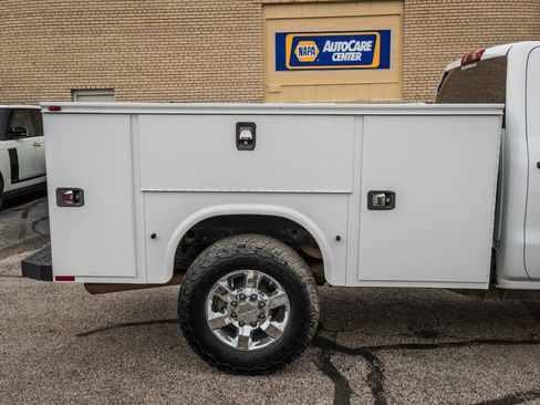 Used 2019 Chevrolet Silverado 2500 W/T w/ WT Convenience Package image 12