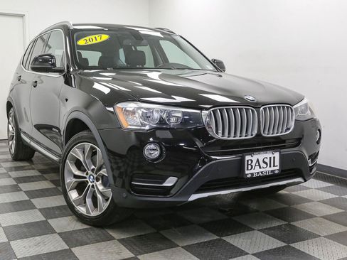 Used 2017 BMW X3 xDrive28i AWD/4WD image 2
