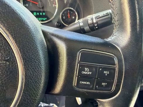 Used 2017 Jeep Wrangler Unlimited Sport w/ Quick Order Package 24S AWD/4WD image 24