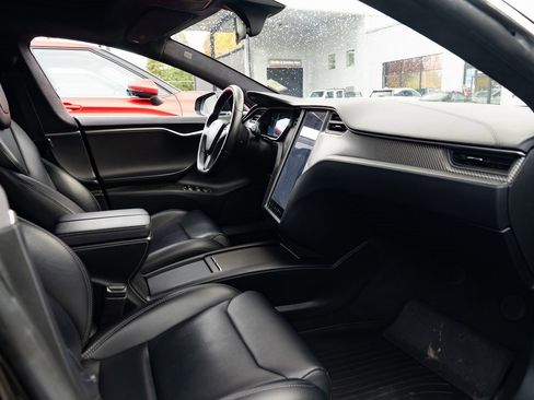 Used 2018 Tesla Model S 100D image 23