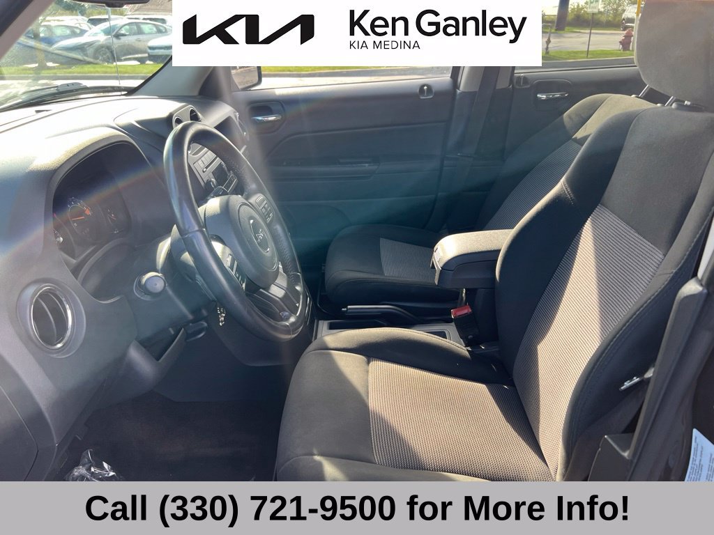 Used 2014 Jeep Patriot Latitude FWD image 34
