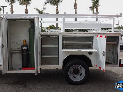 Used 2020 Ford F450 XL w/ Power Equipment Group image 5