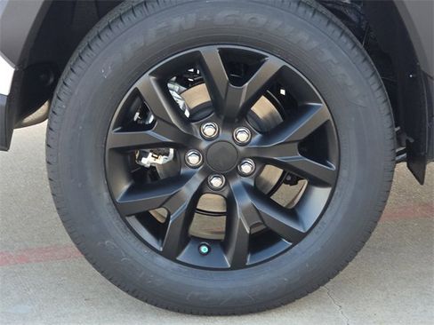 New 2025 Toyota RAV4 LE image 9