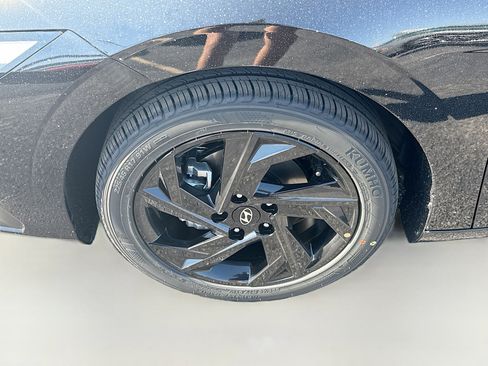 New 2026 Hyundai Elantra Sport image 23