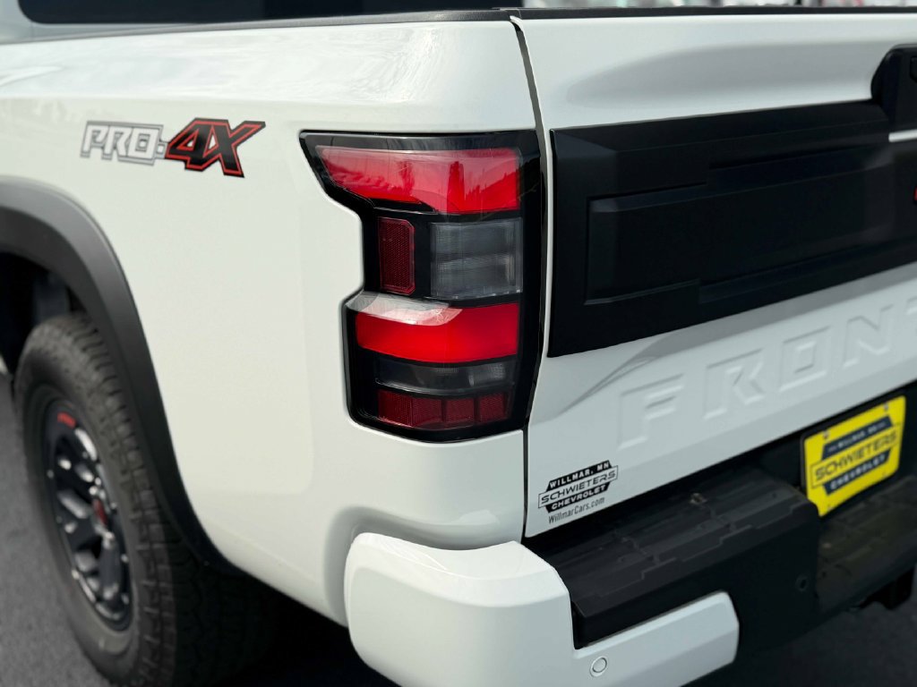 Used 2026 Nissan Frontier PRO-4X AWD/4WD image 10
