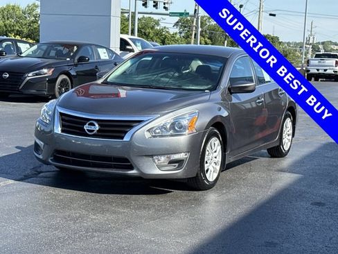 Used 2015 Nissan Altima 2.5 S w/ Power Driver Seat Package FWD image 9